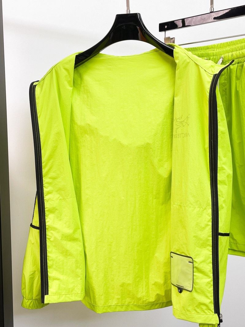 Arcteryx Sunscreen Jacket